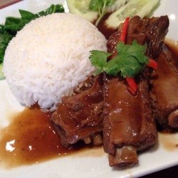 ข้าวซี่โครงหมูอบซอส