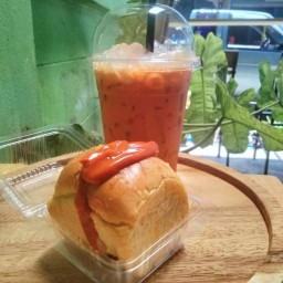 อภิรมย์ coffee & tea บ่อนไก่หัวหิน