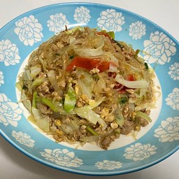 ผัดวุ้นเส้นหมูสับ