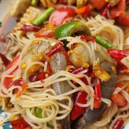 ตำขนมจีนกุ้งสด