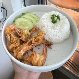 ข้าวกุ้งคั่วพริกเกลือ