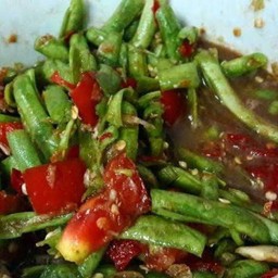 ตำถั่วฝักยาว