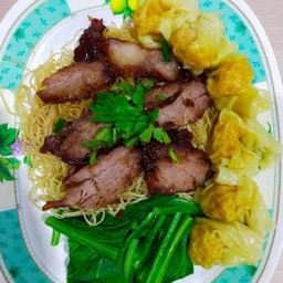 บะหมี่เกี๊ยวหมูแดง ธรรมดา