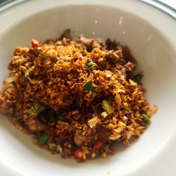 ลิ้นหมูคั่วพริกเกลือ