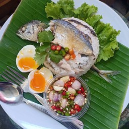 ข้าวคลุกปลาทู(ข้าวเเมว)