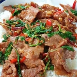 กะเพราพริกแห้ง เป็นต่อโภชนา