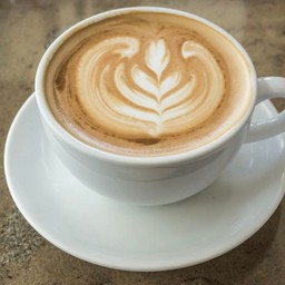 มัคคิอาโต้ร้อน