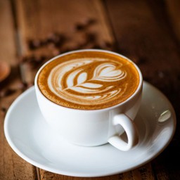 ลาเต้ร้อน