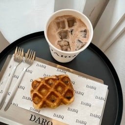 Chocolate drink + French croffle