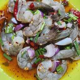 ยำกุ้งสด (สูตรไม่ร้า)
