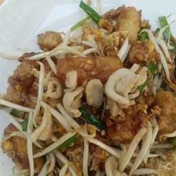 ร้านเส้นเฮงผัดไทกุ้งสด ข้าวขาหมู อาหารตามสั่ง บะหมี่เกี๊ยว