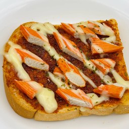 ขนมปังปิ้ง พริกเผา ปูอัด Crabs Sticks  Toast with Chili Paste and  Crabs Sticks