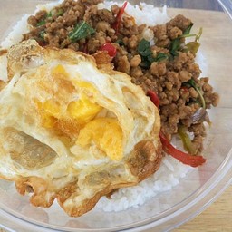 เซตข้าวกระเพราหมูสับ+ไข่ดาว