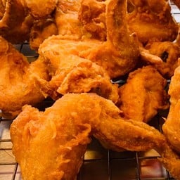 เตเต้ ไก่ทอดหาดใหญ่ สาขา 7/11เลียบคลองพานทอง