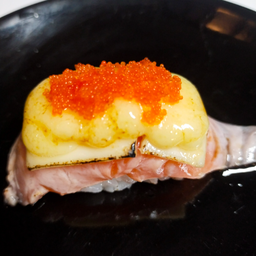 Salmon cheese sushi