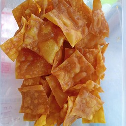 ลูกชิ้นทอด 3 บาท ตึกน้ำ