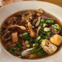 ก๋วยเตี๋ยวสวนส้ม