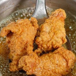 สะโพกไก่ทอด