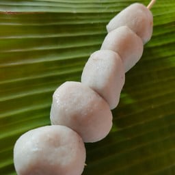 ลูกชิ้นปลากลมทอด