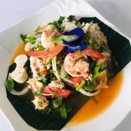 ยำวุ้นเส้นทะเล