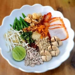 บ้าน ณ สุขโขทัย (Ban Na Sukhothai) สันทรายน้อย