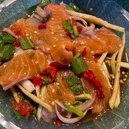 ยำแซลม่อน