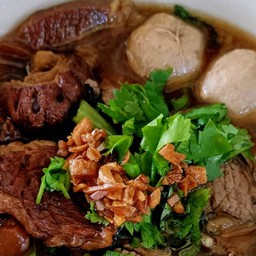 โปรดตามสั่ง