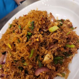 ลาบวุ้นเส้นหมูสับ