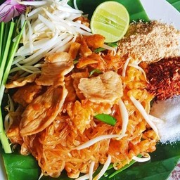 ครัมแม่พลอย .