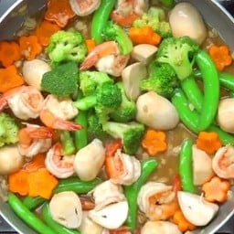 ผัดผัก4สหาย