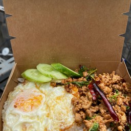 กะเพราฟุ้ง ลำลูกกา