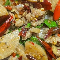 กะเพราไก่ยอ(กับข้าว)