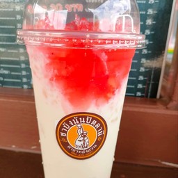 นมสดสตอเบอรี่