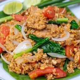 [อร่อยซ่ากับโค้ก] ข้าวผัดรถไฟไก่ +  โค้ก ออริจินัล (ขวด)