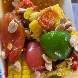 ส้มตำปูไทยข้าวโพด