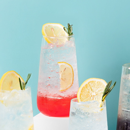 น้ำแดง โซดา