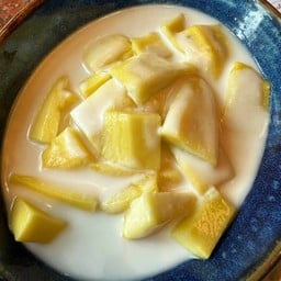 ข้าวเหนียวมะม่วงกะทิสด