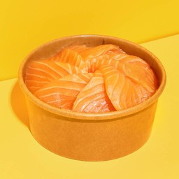 ข้าวหน้าปลาแซลมอนดิบ