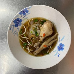 วาวาก๋วยเตี๋ยวไก่ตุ๋นมะระ สินทวี บางมด