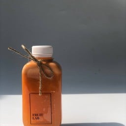 น้ำผลไม้สกัดเย็น ( แครอท สับปะรด แอปเปิลเขียว)