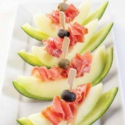 พาร์ม่าแฮมสไลซ์กับสวีทเมล่อน