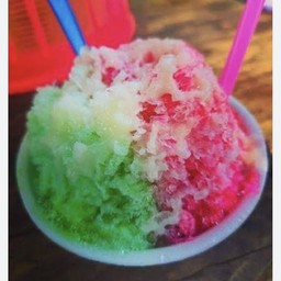 น้ำแข็งใสรวมมิตรแดงเขียว