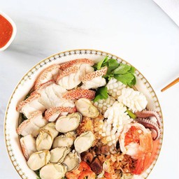 ปลาเก๋าแดงรวมมิตร+หอยลวก