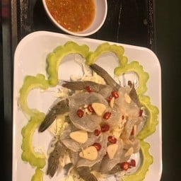 ยามเย็นส้มตำยำแซ่บตลาดเลียบ