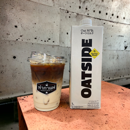 ท่าคาราเมลโอ๊ต (Iced Caramel Oat Milk Coffee  M )