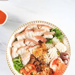 เกาเหลาปลาเก๋าแดงรวมมิตร