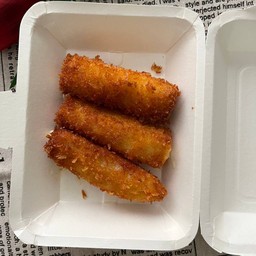 ปลาแท่งสอดไส้ชีส