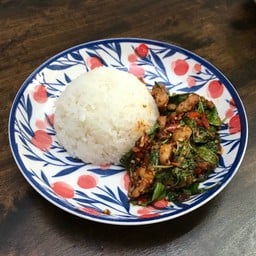 ข้าวผัดพริกเผาหมูนุ่ม