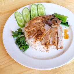 ข้าวหน้าเป็ดพะโล้