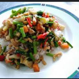 ข้าวผัดผักรวมมังสวิรัติ